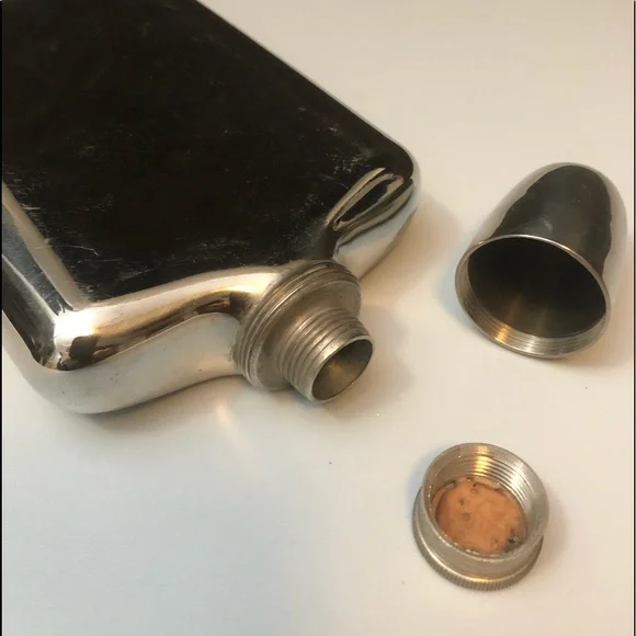 Vintage antique EUC metal flask embossed Japan map - Picture 3 of 17